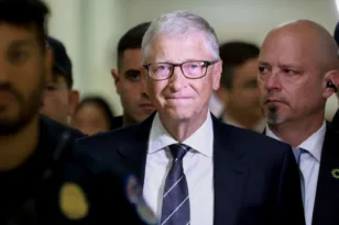 Μπιλ Γκέιτς για AI: «Καμία κυβέρνηση δεν είναι έτοιμη» – «Είναι σαν εξωγήινη νοημοσύνη»