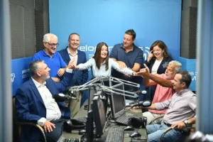 Peloponnisos FM 103,9: Συνεντεύξεις με τον υφυπουργό Παιδείας και τον πρύτανη του ΕΑΠ μέχρι τους οδηγούς ταξί της Πάτρας!