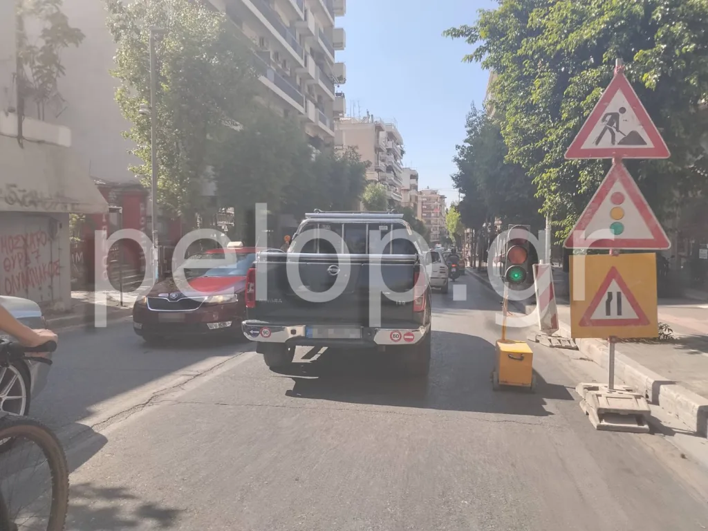 Πάτρα: Κυκλοφοριακός λαβύρινθος - Ασφυξία από τα έργα για το φυσικό αέριο Πάτρα: Κυκλοφοριακός λαβύρινθος - Ασφυξία από τα έργα για το φυσικό αέριο