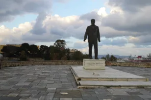 Ηράκλειο: Άνδρας έπεσε από μεγάλο ύψος από τα Ενετικά Τείχη