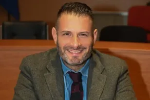 Καλλιτεχνικό Γυμνάσιο Μεσολογγίου: Ζητούν απαντήσεις για τη μόνιμη στέγη από την παράταξη Σκιαδαρέση