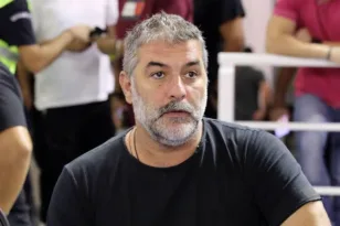Βασίλης Μπισμπίκης: «Έπαθα έμφραγμα όρθιος και πήγα στο νοσοκομείο νομίζοντας ότι έχω ψύξη»