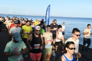 Παράκτιος Δρόμος «Νίκος Αργυρόπουλος»: Πλημμύρισαν τα Βραχνέικα - Τεράστια επιτυχία Παράκτιος Δρόμος «Νίκος Αργυρόπουλος»: Πλημμύρισαν τα Βραχνέικα - Τεράστια επιτυχία