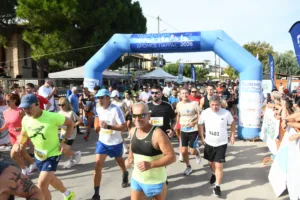 Παράκτιος Δρόμος «Νίκος Αργυρόπουλος»: Πλημμύρισαν τα Βραχνέικα - Τεράστια επιτυχία Παράκτιος Δρόμος «Νίκος Αργυρόπουλος»: Πλημμύρισαν τα Βραχνέικα - Τεράστια επιτυχία