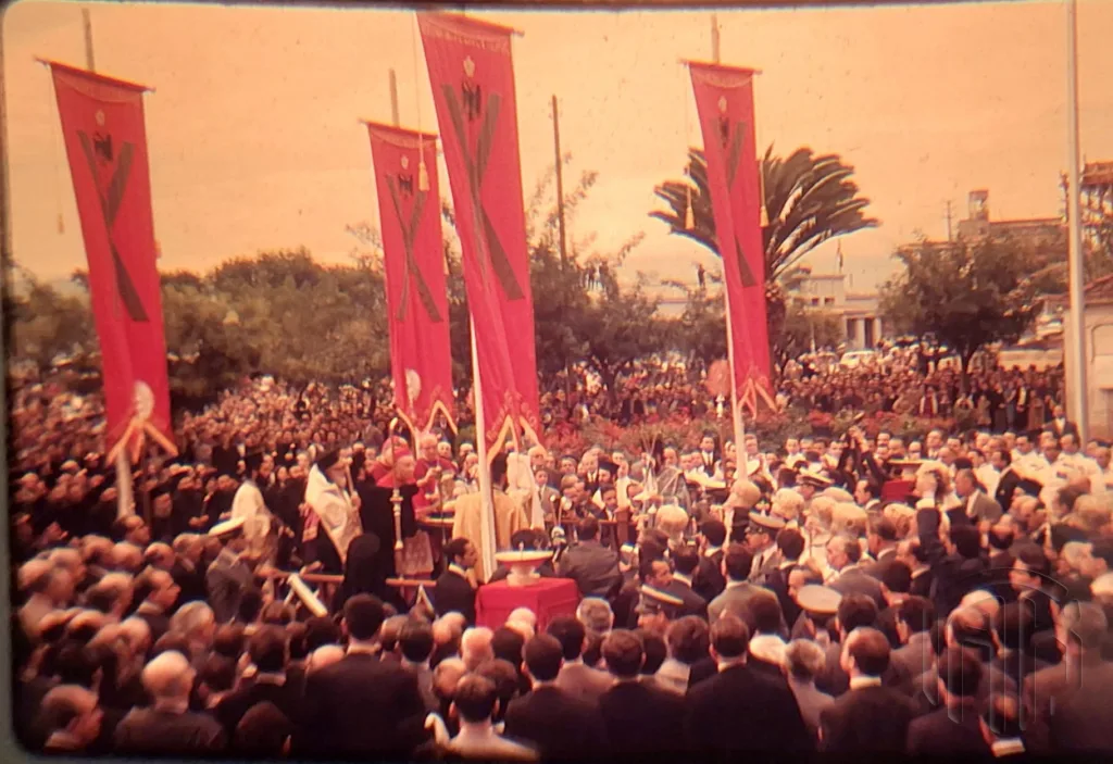 Πάτρα 1964: Παπανδρέου και Κανελλόπουλος στην υποδοχή της Τιμίας Κάρας του Αγίου Ανδρέα