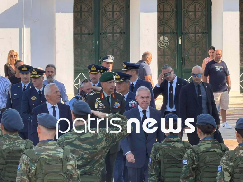 Η Ηλεία αποχαιρετά τον επισμηναγό Γιάννη Μπλέσια: Συγκίνηση στον Άγιο Νικόλαο Πύργου Η Ηλεία αποχαιρετά τον επισμηναγό Γιάννη Μπλέσια: Συγκίνηση στον Άγιο Νικόλαο Πύργου