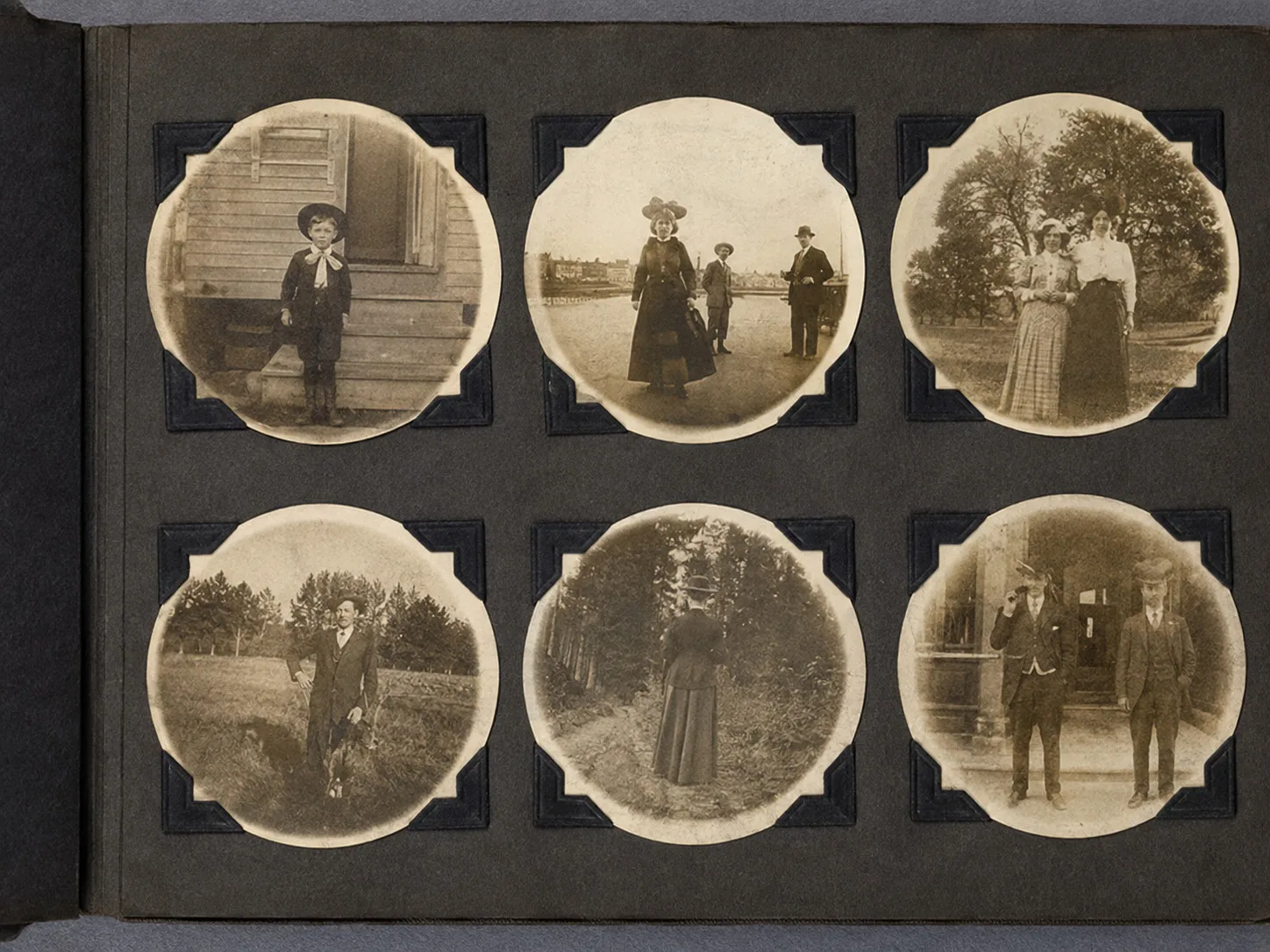 Kodak 1888: Όταν η ζωή σταμάτησε να ποζάρει Kodak 1888: Όταν η ζωή σταμάτησε να ποζάρει