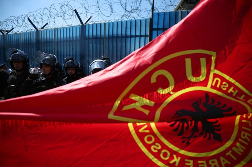 «Σεισμός» στο Κόσοβο: 25 χρόνια φυλακή στον Χάσιμ Θάτσιγια εγκλήματα πολέμου – Επεισόδια στην Πρίστινα