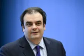 Πιερρακάκης από ΕΣΕΕ: Τι είπε για τέλος επιτηδεύματος, φορολογία και νέα μέτρα στήριξης