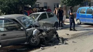 Μεθυσμένος οδηγός σκόρπισε τον τρόμο, τα έκανε γυαλιά-καρφιά! ΦΩΤΟ Μεθυσμένος οδηγός σκόρπισε τον τρόμο, τα έκανε γυαλιά-καρφιά! ΦΩΤΟ