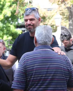 Ράγισαν και οι πέτρες στο τελευταίο «αντίο» στον σπουδαίο Σούλη Μαρκόπουλο