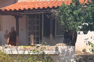 «Είπαν ότι έχει ταφεί μια κυρία στον κήπο. Είμαι 10 χρόνια εδώ πέρα, δεν την είχα δει ποτέ»