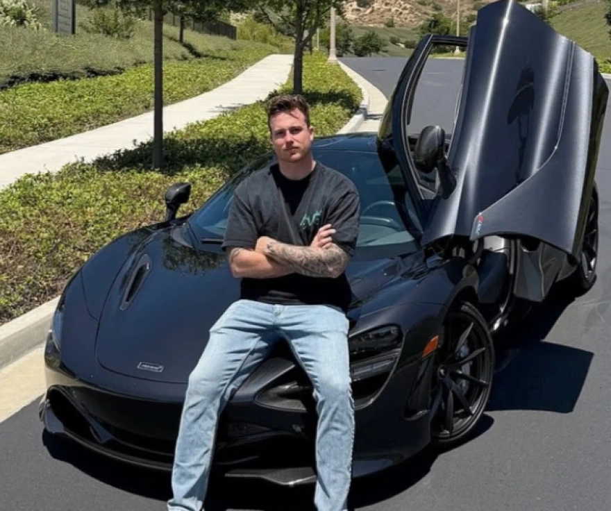 Τραγωδία με McLaren στην Καλιφόρνια: Νεκροί 27χρονος influencer αυτοκινήτου και 22χρονη Τραγωδία με McLaren στην Καλιφόρνια: Νεκροί 27χρονος influencer αυτοκινήτου και 22χρονη