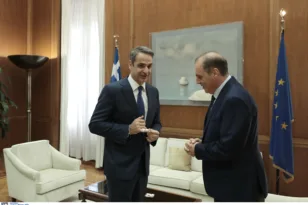 Βελόπουλος σε Μητσοτάκη: Μήπως έχεις συμφωνήσει για Πρέσπες Αιγαίου;