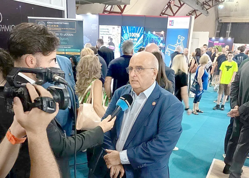 Η Αχαΐα στη Θεσσαλονίκη: Πολλαπλή παρουσία στη ΔΕΘ - Επιχειρηματικότητα, αυτοδιοίκηση και κινητοποιήσεις στο επίκεντρο Η Αχαΐα στη Θεσσαλονίκη: Πολλαπλή παρουσία στη ΔΕΘ - Επιχειρηματικότητα, αυτοδιοίκηση και κινητοποιήσεις στο επίκεντρο