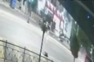 ΒΙΝΤΕΟ: Η στιγμή που συγκρούονται οι δύο μηχανές στη Λεωφόρο Αλεξάνδρας – Τρεις νεκροί