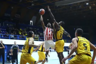 Ο Ολυμπιακός με την ποιότητά του και Μοντέρο, Χολ στον τελικό του Super Cup