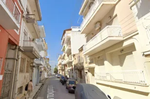 Πάτρα: Συναγερμός στην Άνω Πόλη – Άνδρας έπεσε από τον 2ο όροφο – Χωρίς τις αισθήσεις του τον παρέλαβε το ΕΚΑΒ