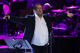 «Τα λέω καλά, αυτό τους πονάει πιο πολύ. Και όχι η ηλικία μου», η απάντηση του Γιάννη Πάριου στους επικριτές του