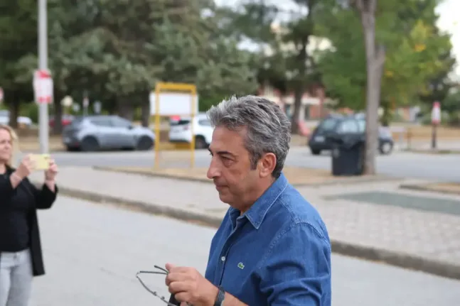 «Δεν ήρθα εδώ να πω τον πόνο μου, ήρθα να ζητήσω δικαιοσύνη», κατέθεσε στη δίκη για τα Τέμπη ο κατέθεσε ο Παύλος Ασλανίδης