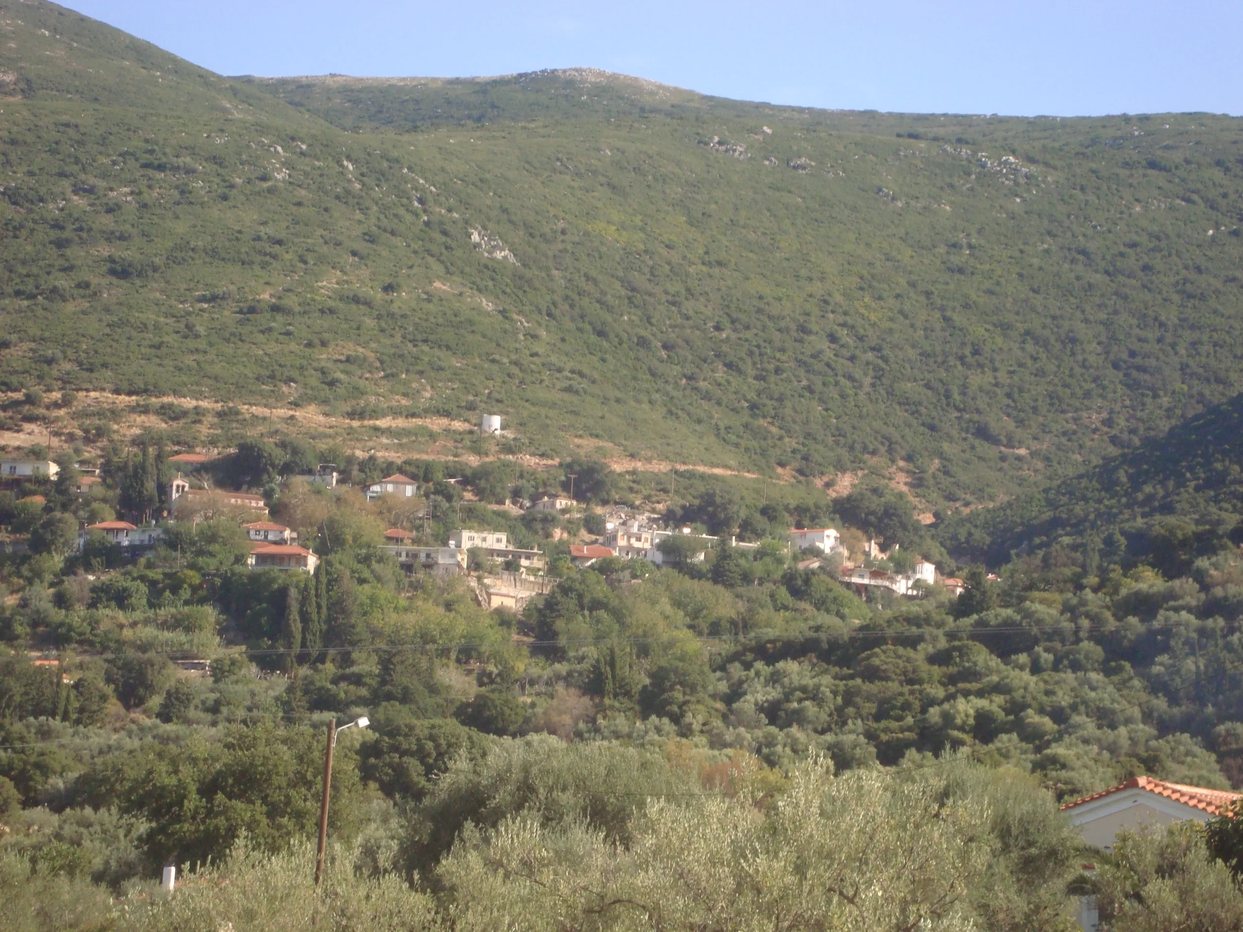 Ποια δύο χωριά του Ερυμάνθου ετοιμάζονται να αλλάξουν όψη – Οι αναπλάσεις που μπαίνουν στο τραπέζι