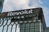 Αποκάλυψη σοκ από Financial Times: Χάκερ ζητούν από τη Revolut λύτρα $3 εκατ. για να μην πουλήσουν δεδομένα πελατών της