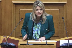 Πάτρα: Επίσκεψη της Νάγιας Γρηγοράκου του ΠΑΣΟΚ σε μνημεία και υπηρεσίες Πολιτισμού