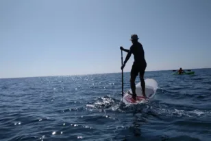 Η θέση του Λιμενικού για τα SUP στο Κρυονέρι