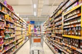 Ακρίβεια στα σούπερ μάρκετ: Τι δείχνουν οι τιμές μετά την πρωτοβουλία μείωσης – Αυξήσεις έως 53,9%
