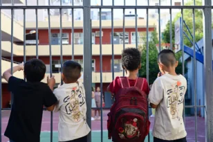Άνω Λιόσια: ΕΔΕ για τη διευθύντρια νηπιαγωγείου – «Είχα θολώσει και της έριξα δύο χαστούκια»