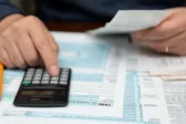ΑΑΔΕ και φορολογικές προθεσμίες 30 Σεπτεμβρίου για ΕΝΦΙΑ, φόρο εισοδήματος και ΦΠΑ