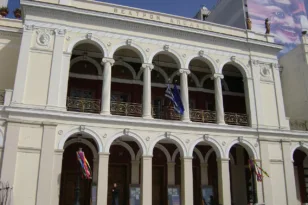 Ο «Απόλλων» των 324 θέσεων: Τι προβλέπουν τα σχέδια αποκατάστασης, το περιστρεφόμενο τμήμα της σκηνής
