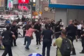 ΗΠΑ: Χάος και τρόμος στην Times Square με δύο νεκρούς
