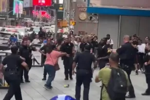ΗΠΑ: Χάος και τρόμος στην Times Square με δύο νεκρούς