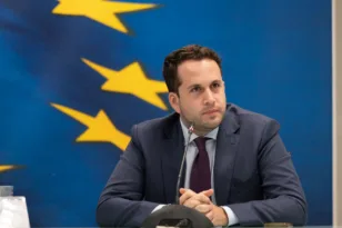 Ο Όμηρος Τσάπαλος στον Peloponnisos FM 103,9: «Η Πάτρα μπορεί να γίνει hub»
