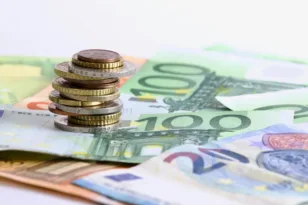 Τριετίες 2027: Ποιοι εργαζόμενοι παίρνουν αύξηση 10% – Τα νέα ποσά