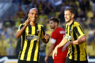 ΑΕΚ – Πανσερραϊκός 8-1: Μυθική εμφάνιση Μάνταλου και καταιγισμός στη Νέα Φιλαδέλφεια