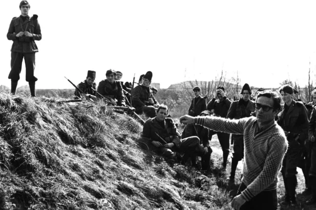 Ο Πιερ Πάολο Παζολίνι δίνει οδηγίες στα γυρίσματα του Σαλό.