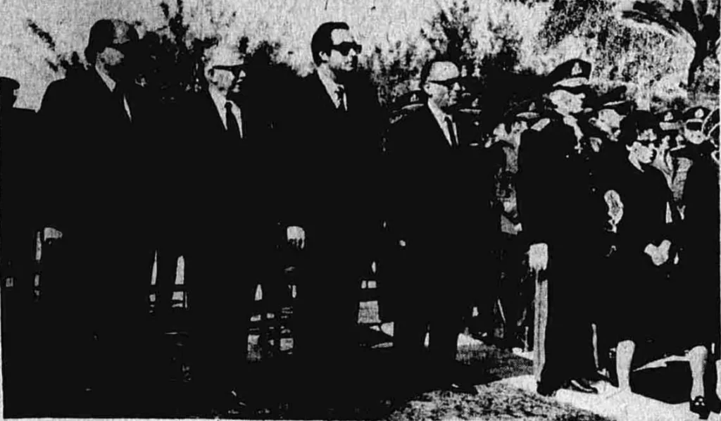 28η Οκτωβρίου στην Πάτρα: Όταν το ’40 καθόταν απέναντι από την εξέδρα Πολιτικοί και στρατιωτικοί επίσημοι στην εξέδρα της πατρινής παρέλασης του 1970.