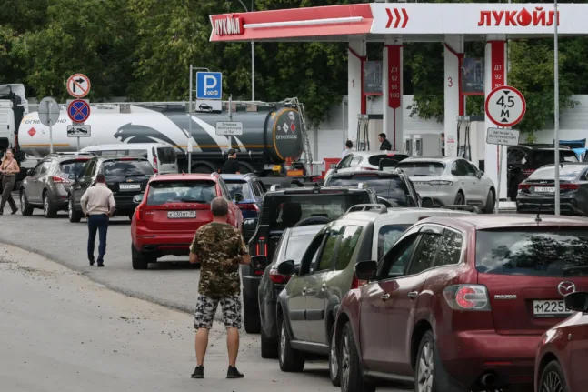 ΗΠΑ – Ρωσία: Πετρελαϊκή συμφωνία δισ. για τη Lukoil στις συνομιλίες για την Ουκρανία