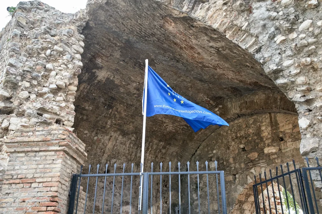 Πάτρα: Πλήθος κόσμου στο Κάστρο για την ιστορία του Αινεία και του Θωμά Παλαιολόγου