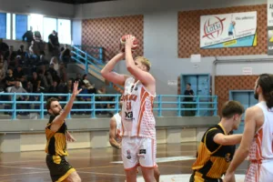 Η ΑΕ Ροϊτίκων μπήκε με το αριστερό στη National League 2 - Φωτογραφίες/βίντεο