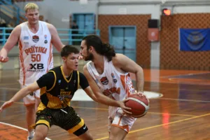 Η ΑΕ Ροϊτίκων μπήκε με το αριστερό στη National League 2 - Φωτογραφίες/βίντεο