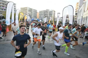 Πάτρα:Με λάμψη, συγκίνηση και σπουδαίες επιδόσεις ο 5ος Νυχτερινός Ημιμαραθώνιος «Φάνης Τσιμιγκάτος»!