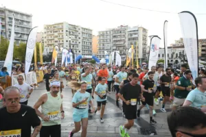 Πάτρα:Με λάμψη, συγκίνηση και σπουδαίες επιδόσεις ο 5ος Νυχτερινός Ημιμαραθώνιος «Φάνης Τσιμιγκάτος»!