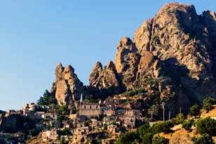 Πεντεντάττιλο: Το χωριό-φάντασμα της Ιταλίας με το ελληνικό όνομα και τη σκοτεινή ιστορία