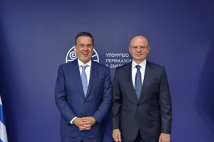 Συνάντηση του Υπουργού Περιβάλλοντος και Ενέργειας Σταύρου Παπασταύρου με τον Υπουργό Ενέργειας του Αζερμπαϊτζάν Parviz Shahbazov