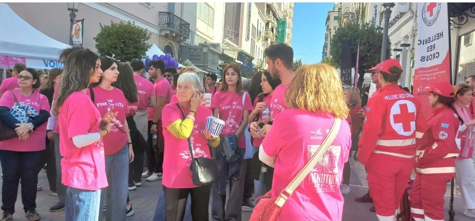 Πάτρα: Η πόλη βάφτηκε ροζ για το 14ο Pink the City – Μήνυμα ζωής και πρόληψης στο κέντρο της πόλης