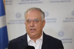 Σούπερ μάρκετ: 40 ευρώ λιγότερα τον μήνα; Τι λέει ο Θεοδωρικάκος και τι φοβάται για τις τιμές