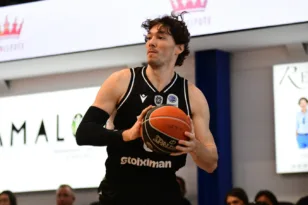 Μύκονος – ΠΑΟΚ 85-88: Δύσκολη πρεμιέρα με νίκη για τον Δικέφαλο